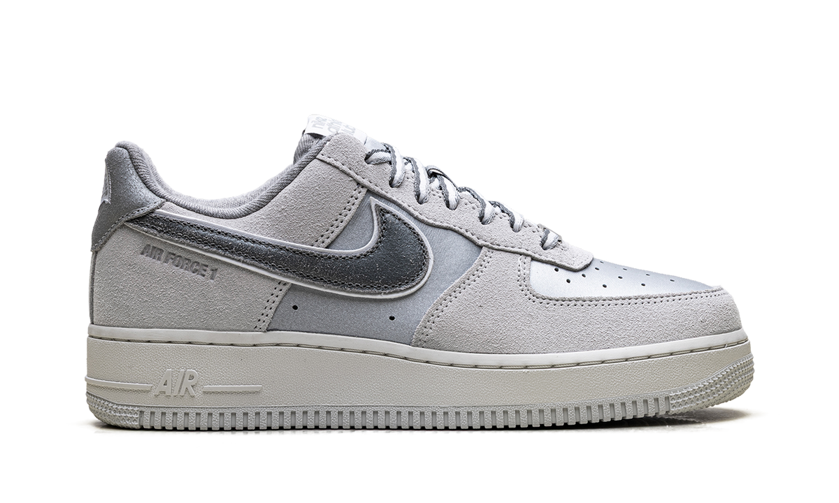 Air Force 1 '07 LX WMNS "Athletic Club - Light Smoke Grey'" DQ5079 001