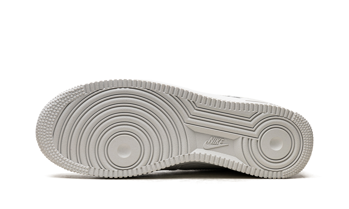 AIr Force 1 "White Pony Hair Heel" DM9088 001