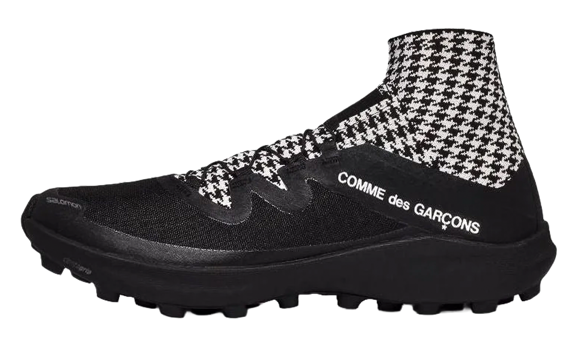 Black Cross Sneakers L41681200 - Comfortable Athletic Shoes for Everyday Wear