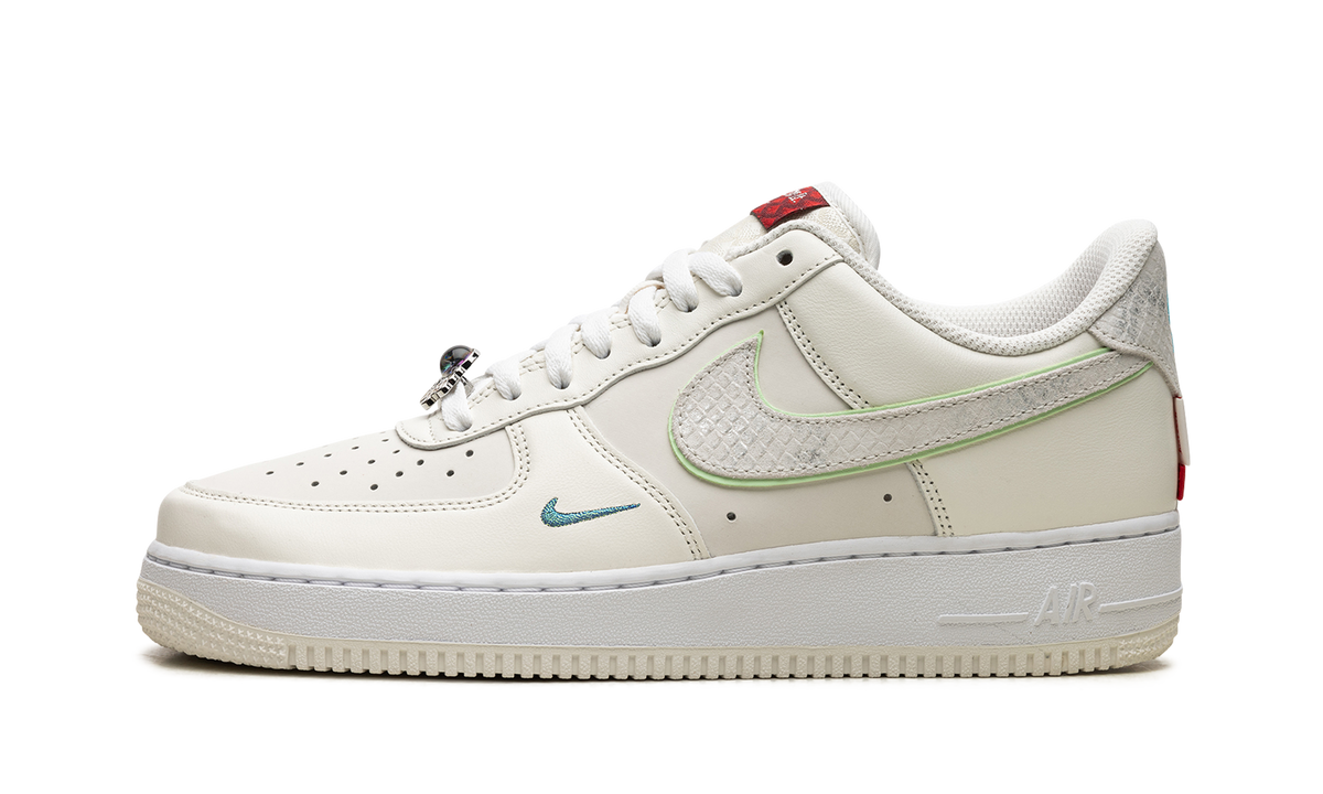 Air Force 1 "Year of the Dragon" FZ5052 131